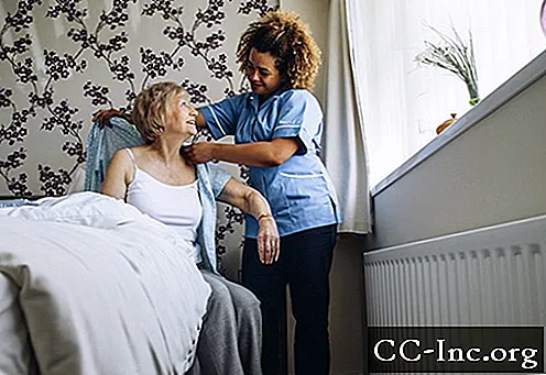 Caregiving: weten wanneer het tijd is voor hulp aan huis