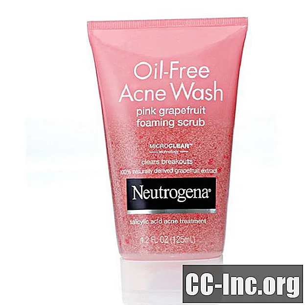 En recension av Neutrogena Oil-Free Acne Wash Pink Grapefruit Scrub