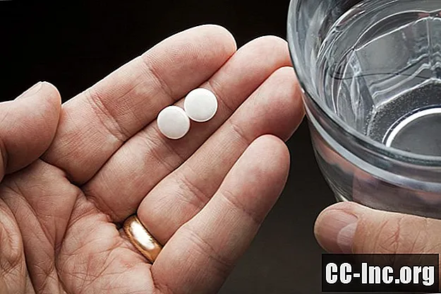 Hvorfor du bør ta aspirin hvis du får et hjerteinfarkt