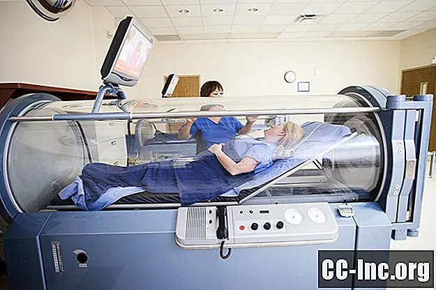 ภาพรวมของการรักษา Hyperbaric Chamber