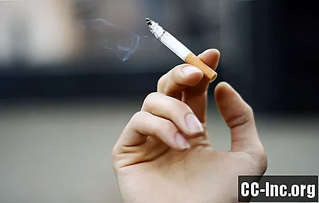 Kan rökning av cigaretter orsaka akne? - Medicin
