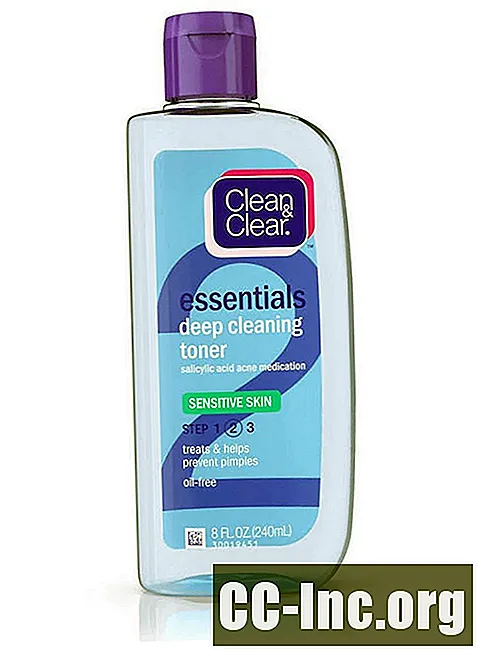Clean and Clear Essentials Преглед на тонера за дълбоко почистване - Лекарство
