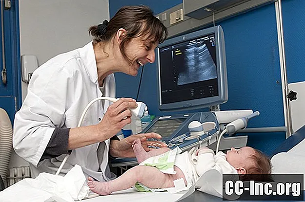 Конгенитални синдром стомачног сувог шљива код беба