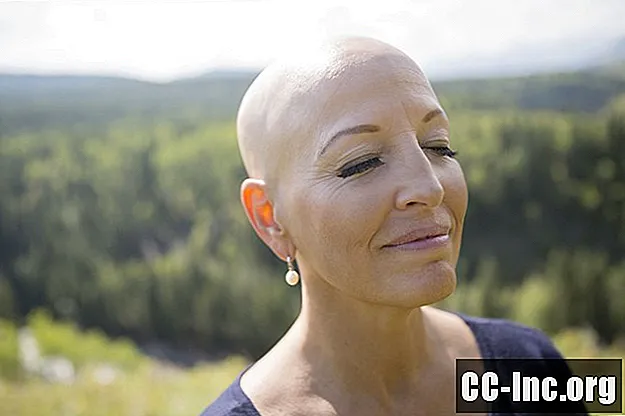 A face față și a trăi cu cancerul