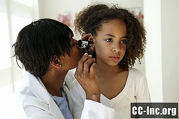 मध्य कान के संक्रमण का निदान कैसे किया जाता है