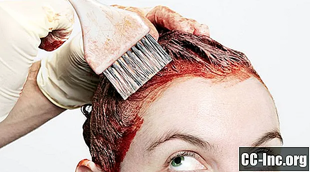 Hur användning av hårfärgande produkter kan skada dig