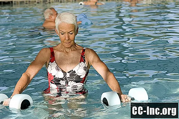 Cómo el ejercicio acuático ayuda a los pacientes con osteoartritis