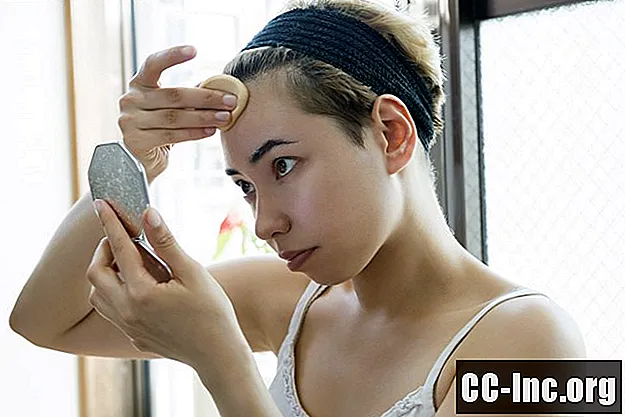 Como aplicar maquiagem para ocultar acne
