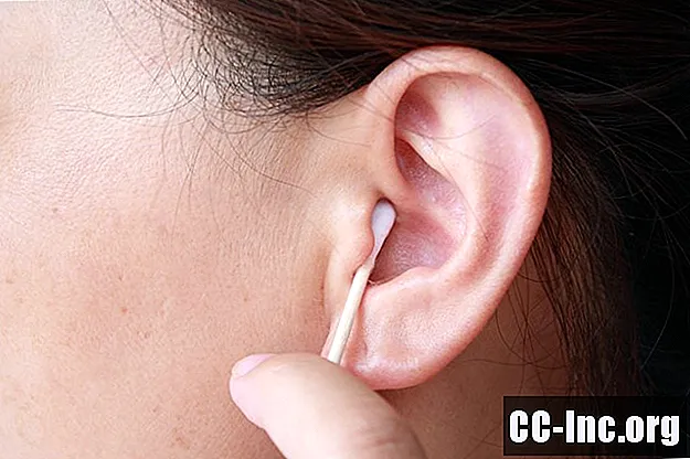 Hur man tar bort öronvax på ett säkert sätt