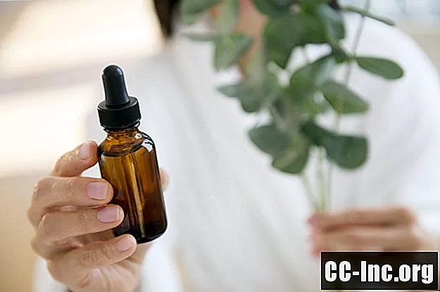 Hur man använder eteriska oljor för aromaterapi