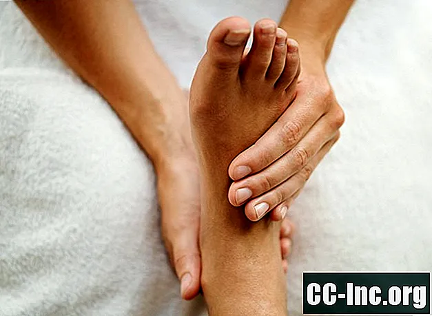 De middenvoetregio van uw voet identificeren