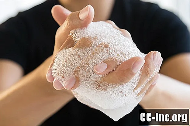 Ist antibakterielle Seife gut für Akne?
