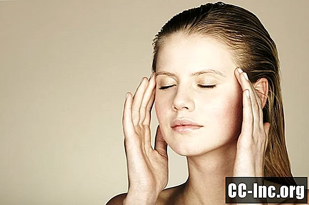 Het masseren van tempels en andere manoeuvres om hoofdpijn te behandelen