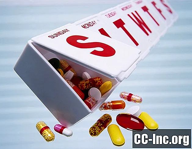 Pilledispensersystemer med alarmer for demens