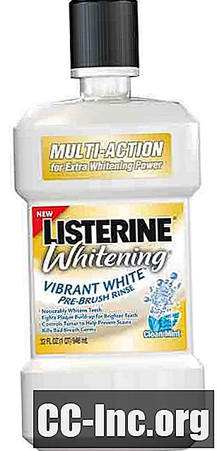 Pregled Listerine zdravog bijelog, živopisnog višestrukog djelovanja fluorida za ispiranje usta