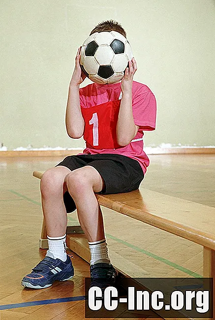 Обучение на деца с аутизъм как да играят футбол