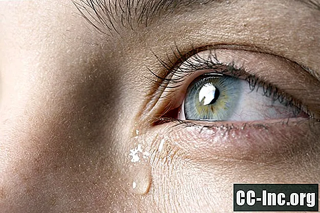تكوين الدموع ودورها في صحة العين