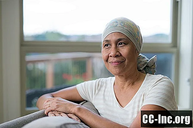 Κορυφαία 9 δώρα για κάποιον με καρκίνο