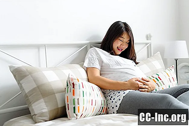 מה נשים בהריון עם PCOS צריכות לדעת על חומצה פולית