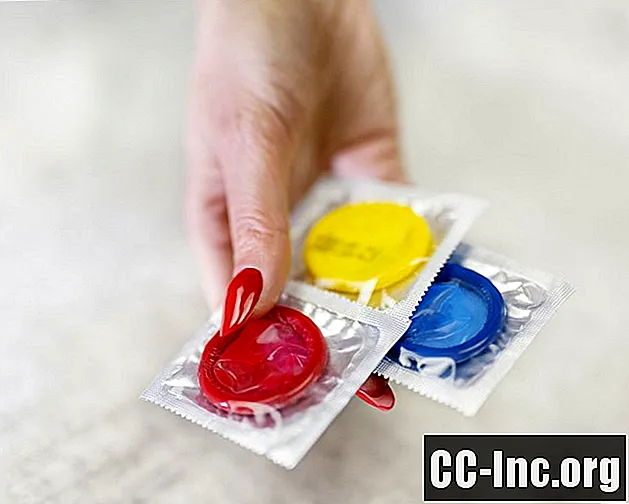 Perché i preservativi a doppio avvolgimento possono essere rischiosi