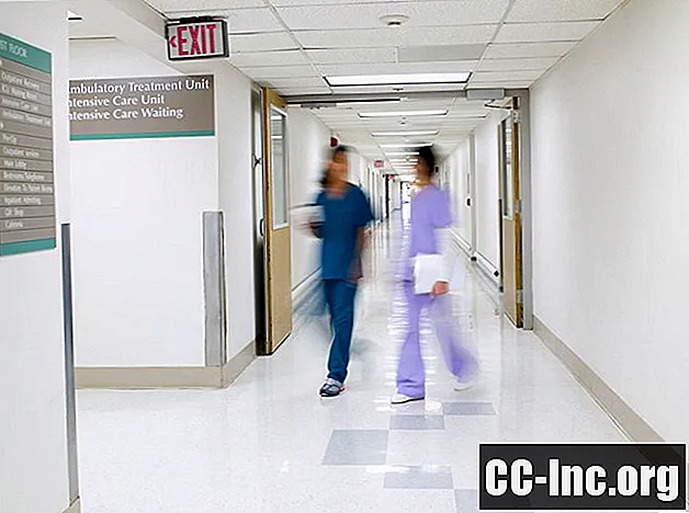आप अस्पताल के फर्श पर कीटाणुओं से बीमार हो सकते हैं